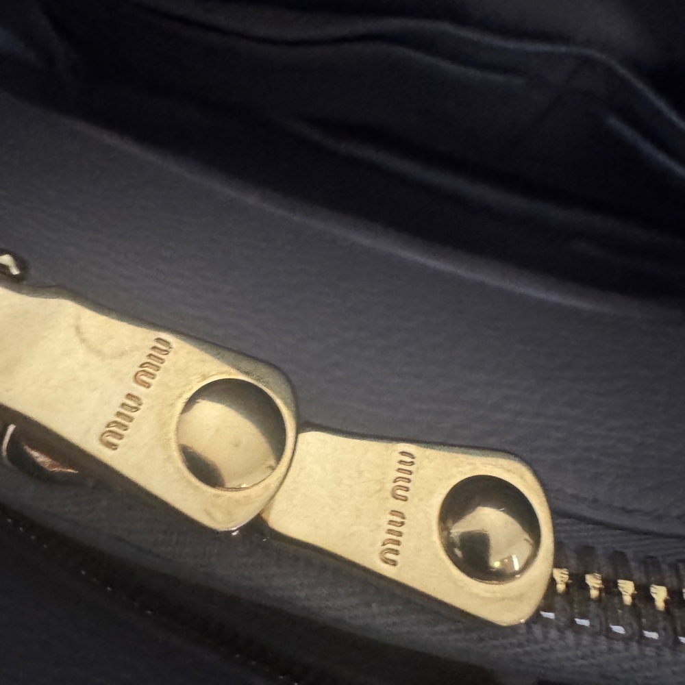 Miu Miu Gray Leather Shoulder Bag - Picture 8 of 12